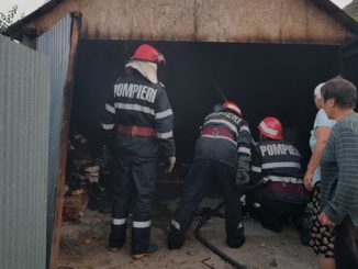 Incendiu de garaj la Mihail Kogălniceanu. FOTO ISU Delta