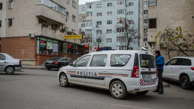 Polițiștii tulceni în acțiune. FOTO Cătălin Schipor