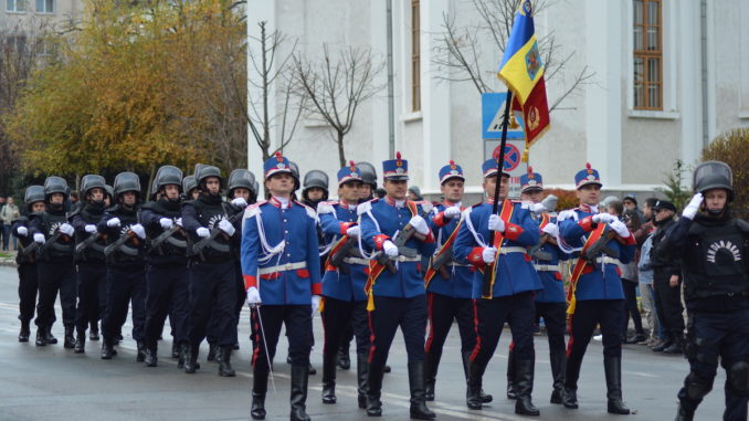 Jandarmii tulceni, la paradă. FOTO IJJ Tulcea