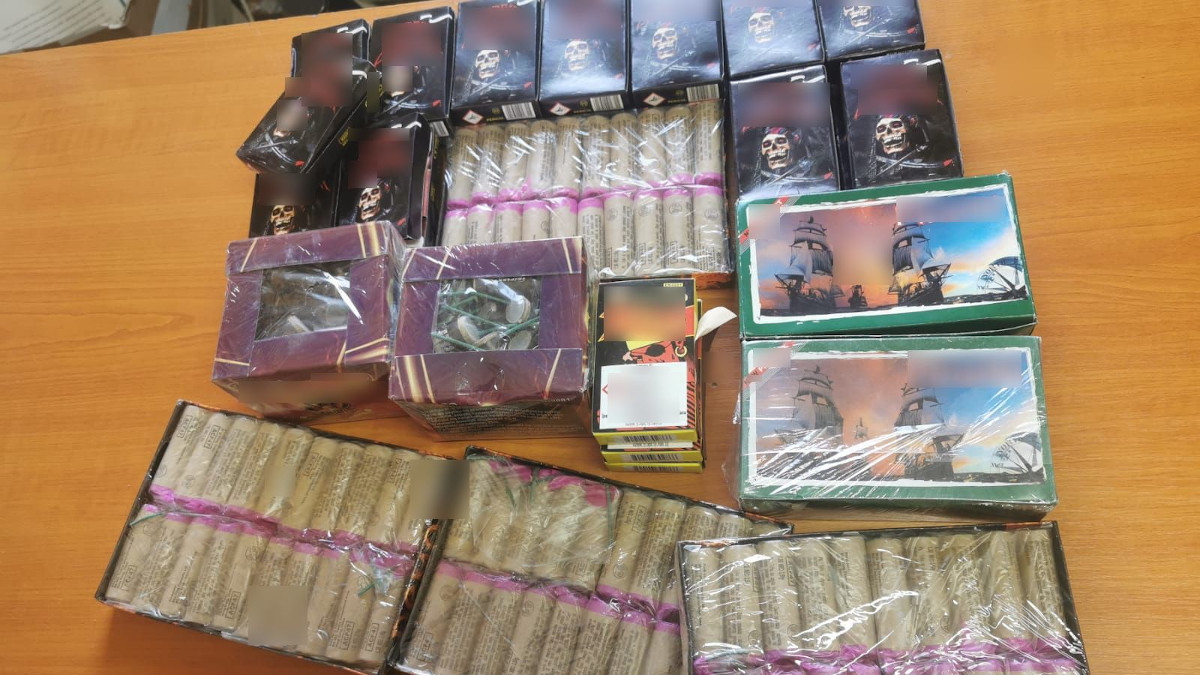 VanzÄƒtorii De Petarde È™i Artificii Ilegale Din JudeÈ›ul Tulcea S Au Ales Cu Dosare Penale Tlnews Tulcea News