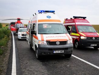 Un mort și doi răniți grav, într-un accident rutier petrecut pe DN 22, lângă Baia. FOTO ISU Constanța