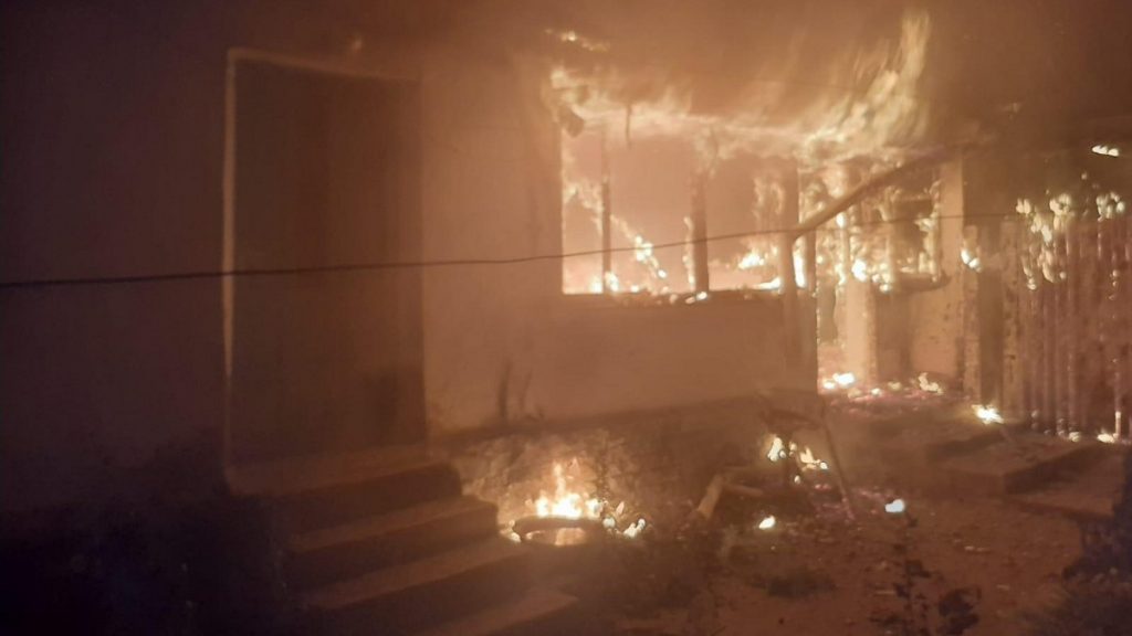 Incendiu la o locuința în Slava Rusă. FOTO ISU „Delta” Tulcea