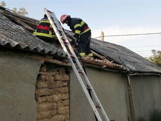 O bătrână din Slava Rusă a murit în casa cuprinsă de flăcări. FOTO ISU Tulcea