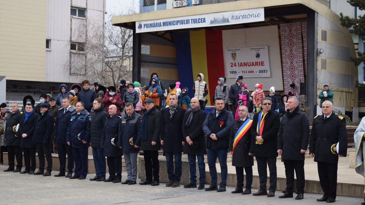 Ziua Unirii Principatelor Române, sărbătorită la Tulcea. FOTO Cristina Sîmbeteanu